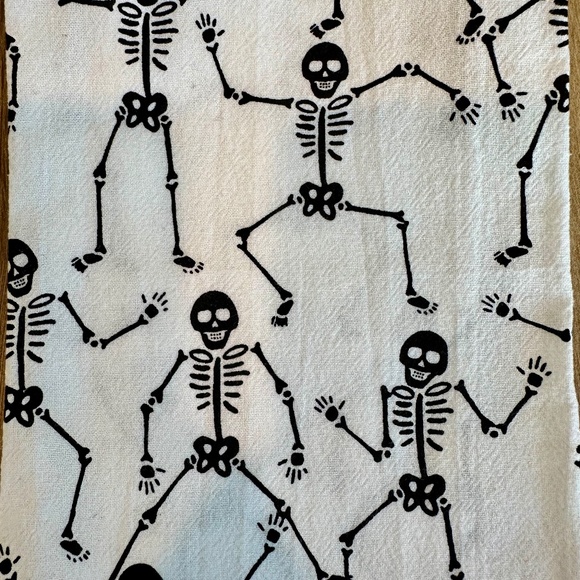Halloween Ghost & Skeleton Kitchen Hand Towels - Picture 8 of 11